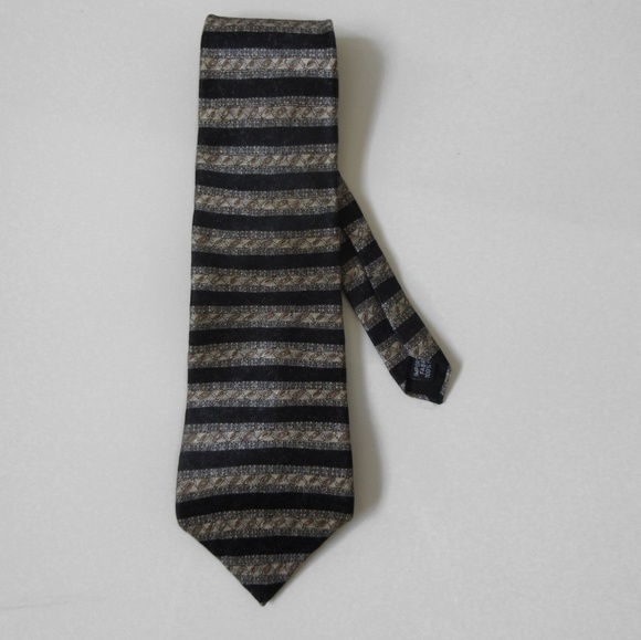 Geoffrey Beene Tie - Picture 1 of 3